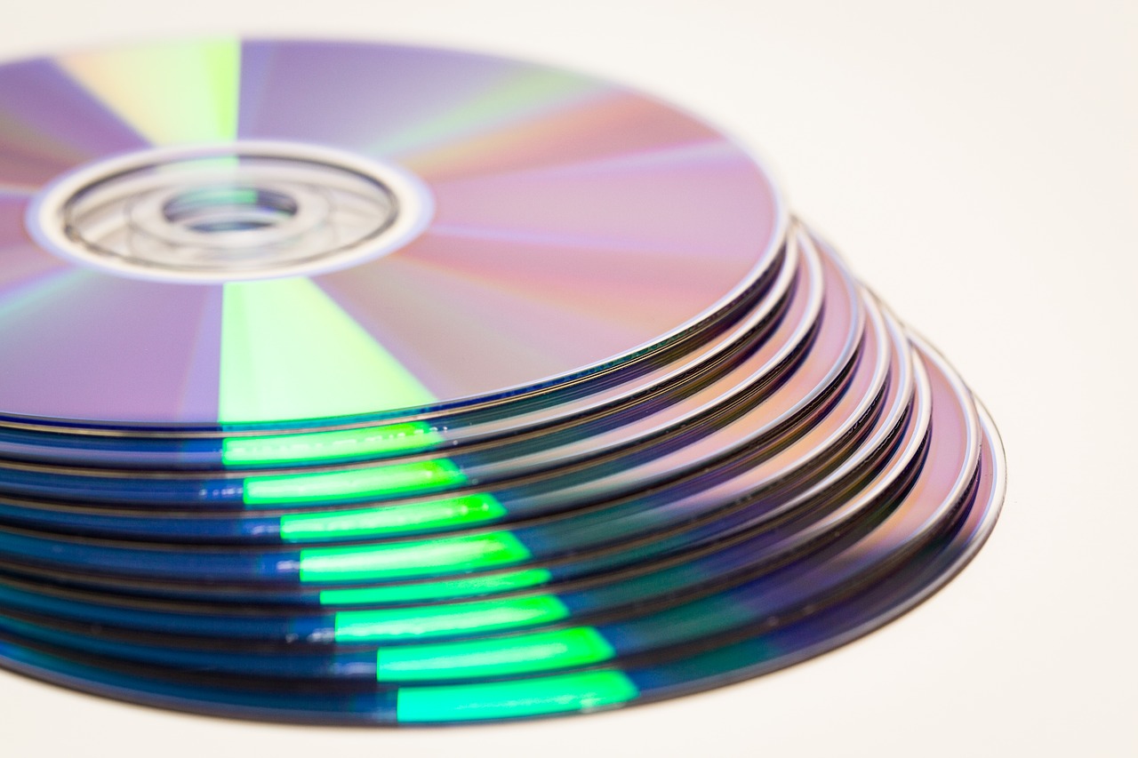 Nowoczesne usługi związane z drukiem – nadruk na płytach dvd